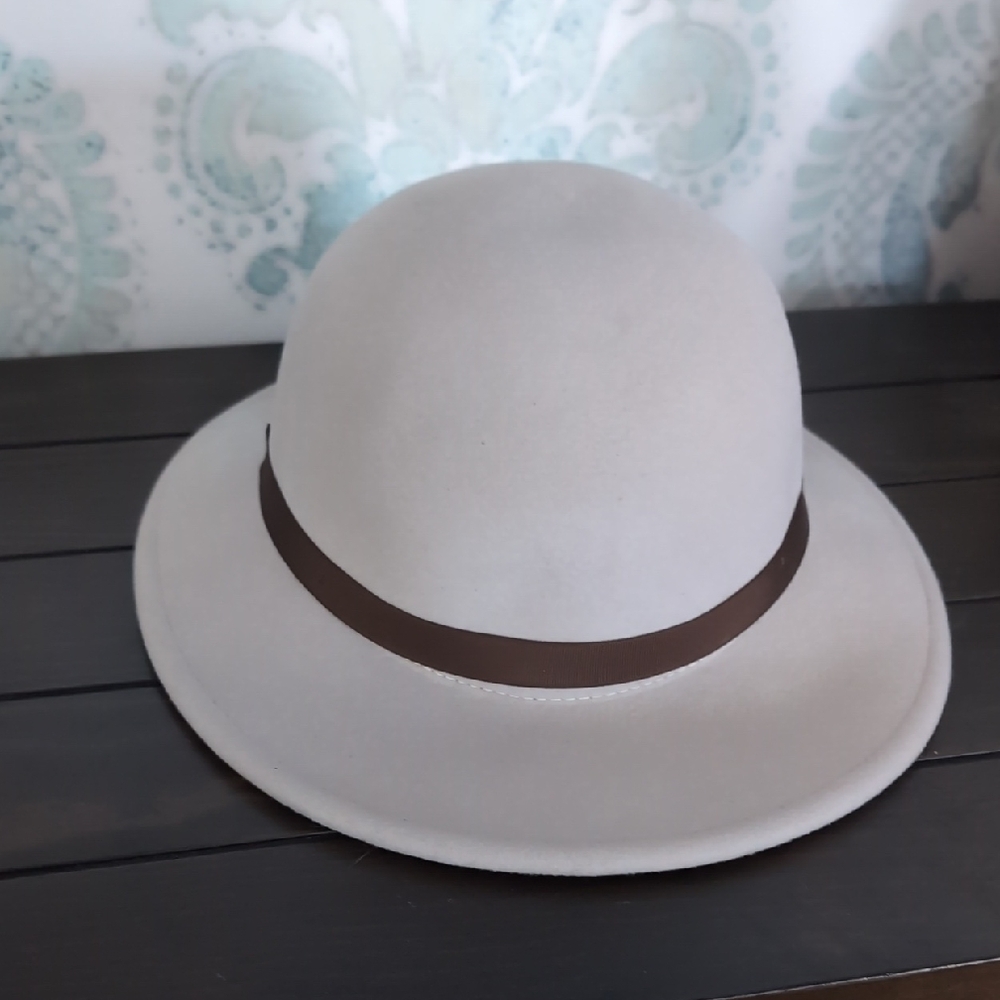 Goorin bros Laura Wilder